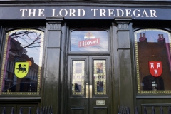 Vinyl logo's and window borders